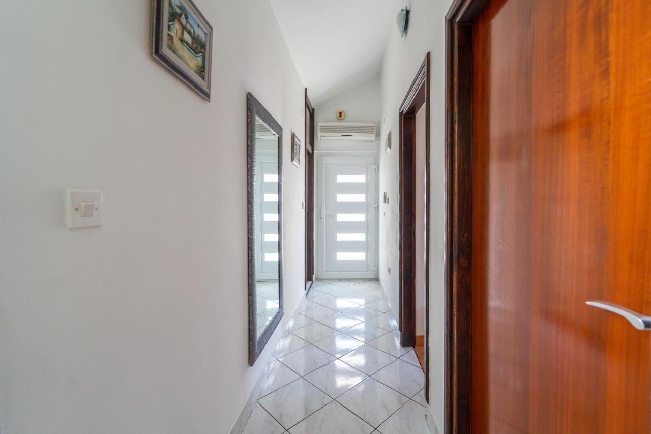 Apartment Nada Petrčane Exterior foto